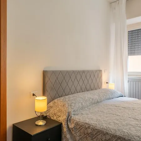 Apartment Square